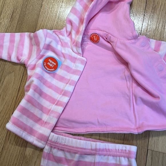 NEW Magnetic Pink Tonals Velour Hoodie Set Baby Girl SIZE 0-3 mths - Picture 4 of 4